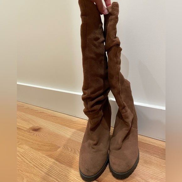 ALDO heeled boots 👢 - Picture 2 of 2